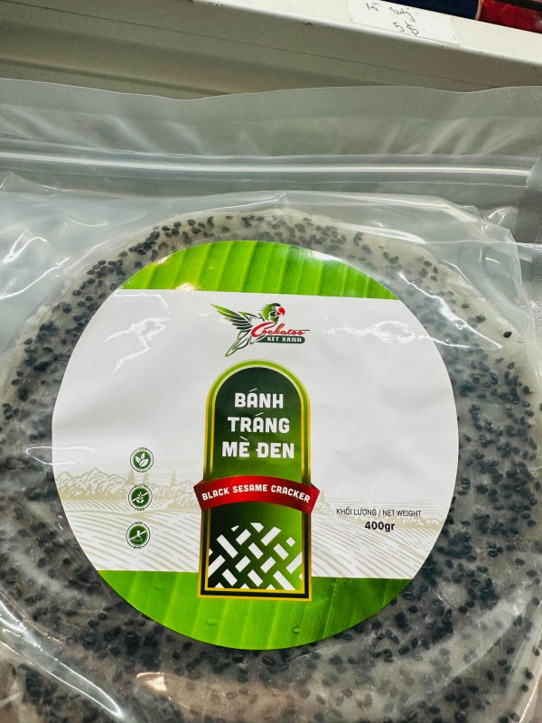 Bánh tráng mè đen két xanh