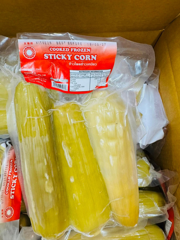 Bắp nếp hấp có vỏ