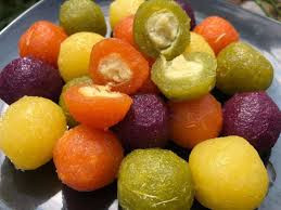 Khoai mì viên ngũ sắc nhân đậu 12$